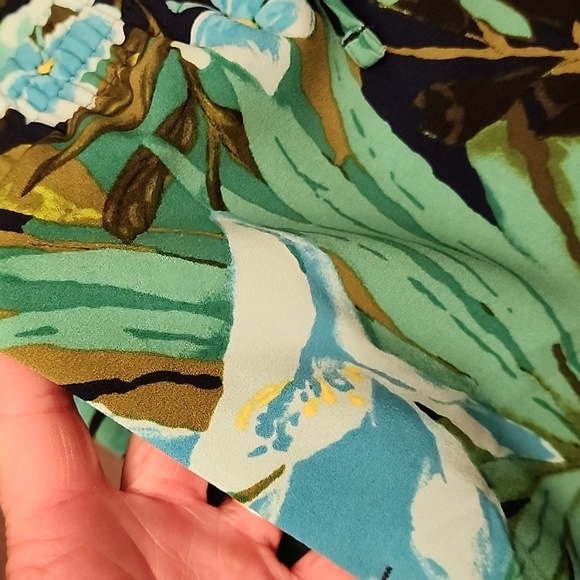 Talbots Petite Tropical Print pull on pants LP - Picture 4 of 8